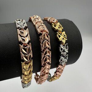 Mixed Metal Link Bracelet Leaf Motif Gold Silver Rose Tone Textured 7.25"